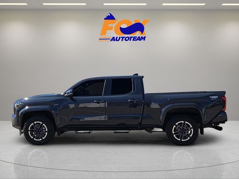 Used 2024 Toyota Tacoma TRD Sport w/ TRD Sport Upgrade Package AWD/4WD image 2