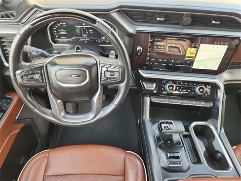 Certified 2022 GMC Sierra 1500 Denali Ultimate image 11