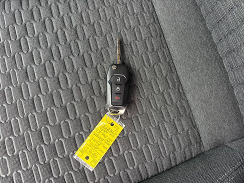 Used 2025 Ford Ranger XL image 31