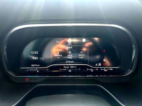 Used 2022 GMC Yukon XL AT4 image 12