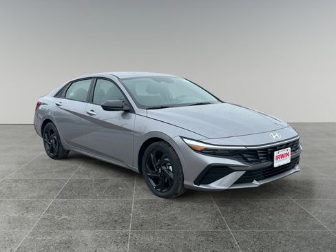 New 2026 Hyundai Elantra Sport FWD image 7