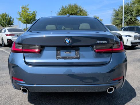 Used 2026 BMW 330i Sedan w/ Premium Package RWD image 8