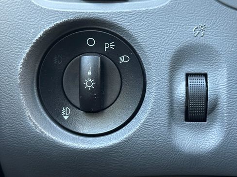 Used 2011 Ford Ranger XLT image 26