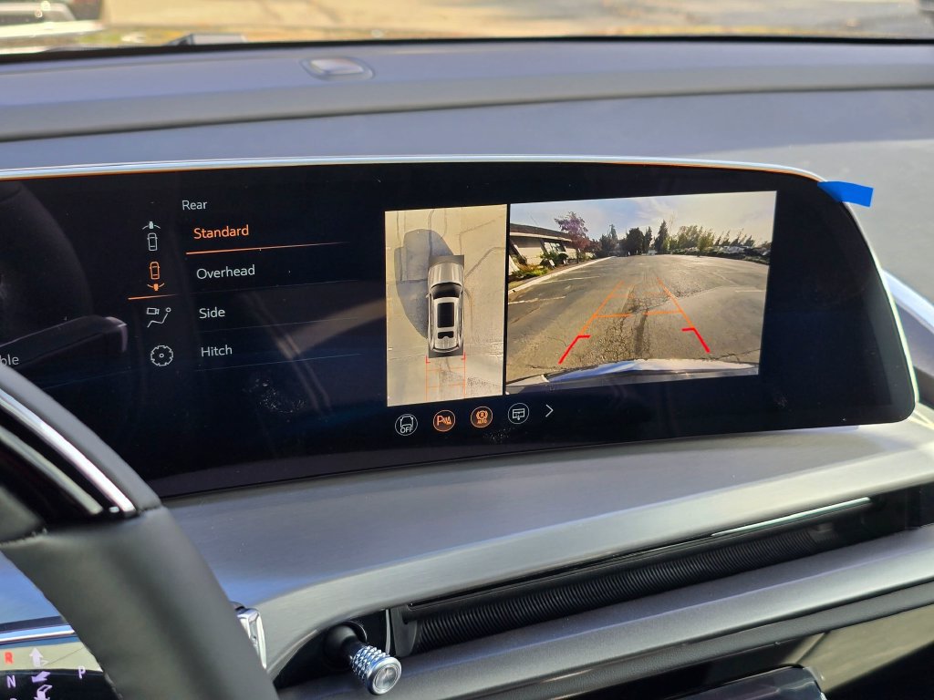 New 2027 Cadillac Vistiq Luxury AWD/4WD image 24