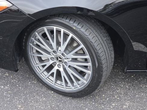 Used 2025 Mercedes-Benz CLA 250 4MATIC image 23