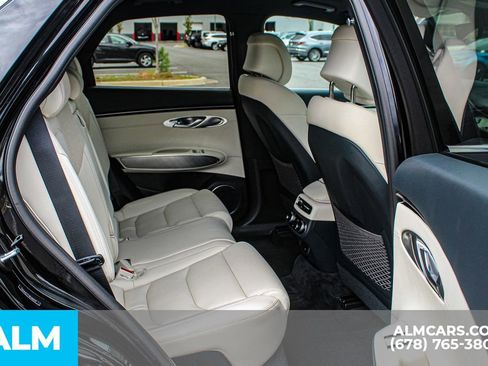 Used 2024 Genesis Electrified GV70 Advanced image 19