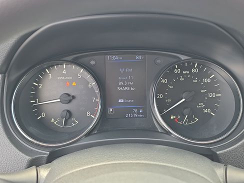 Used 2020 Nissan Rogue Sport S image 26