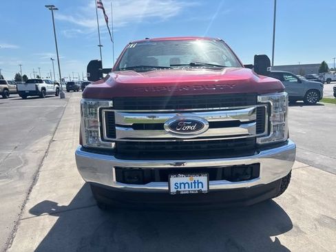 Used 2017 Ford F350 XLT w/ Snow Plow Prep Package AWD/4WD image 8
