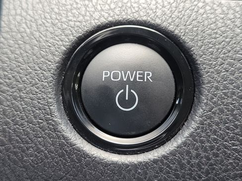 Used 2025 Toyota Camry LE FWD image 22