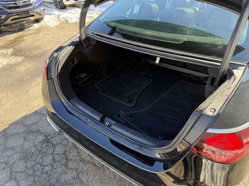 Used 2024 Mercedes-Benz E 350 4MATIC Sedan image 21