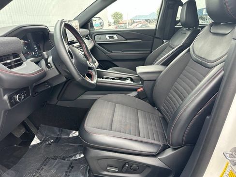 Certified 2025 Ford Explorer ST-Line w/ ST-Line Street Pack AWD/4WD image 14