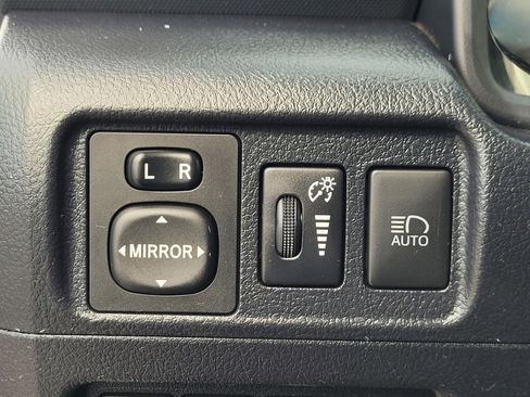 Used 2024 Toyota 4Runner TRD Off-Road Premium image 38