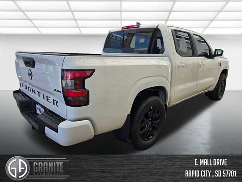 New 2026 Nissan Frontier SV w/ SV Convenience Package AWD/4WD image 5