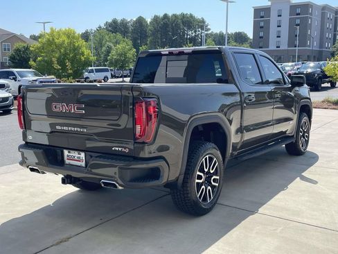 Used 2023 GMC Sierra 1500 AT4 w/ AT4 Premium Package AWD/4WD image 7