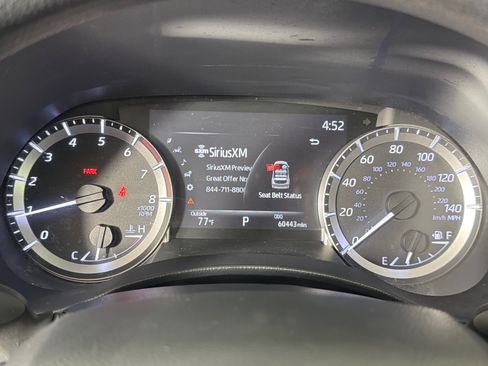 Used 2023 Toyota Highlander L image 26