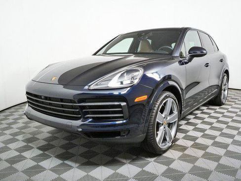 Certified 2023 Porsche Cayenne Platinum Edition AWD/4WD image 1