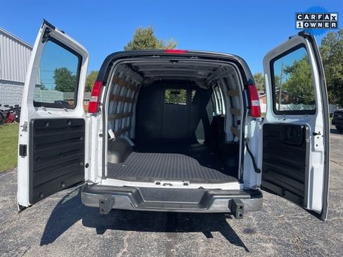 Used 2024 Chevrolet Express 2500 w/ Driver Convenience Package image 12