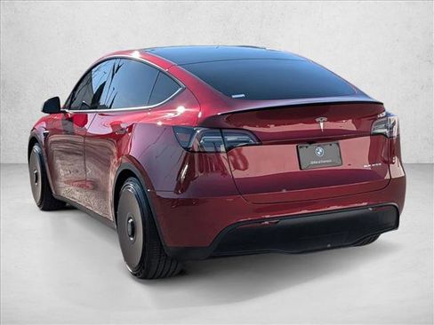 Used 2024 Tesla Model Y Performance image 7