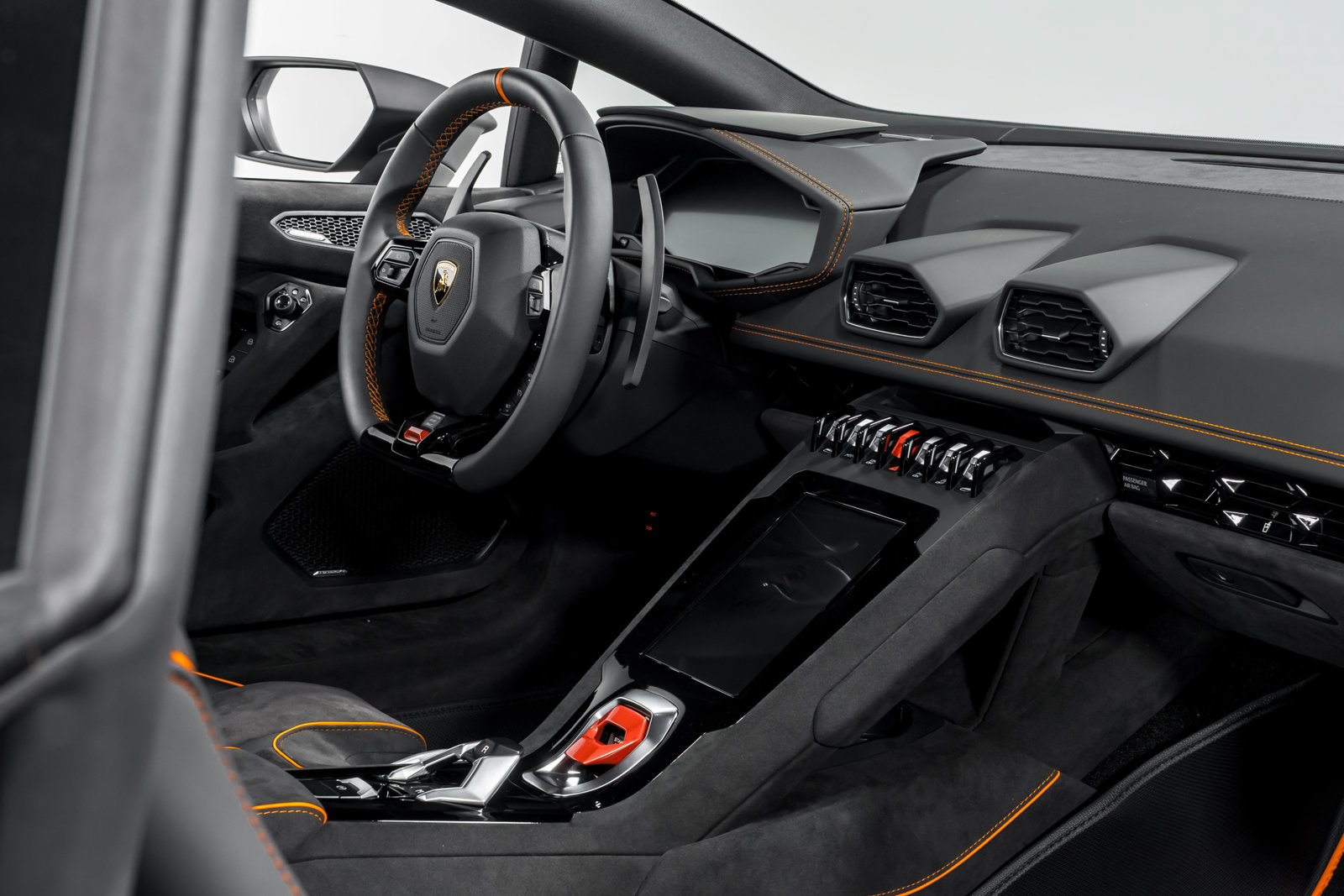 Used 2023 Lamborghini Huracan Sterrato AWD/4WD image 33