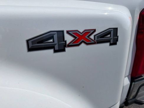 Used 2024 Ford F350 XLT AWD/4WD image 11