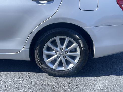 Used 2010 Toyota Camry XLE image 35