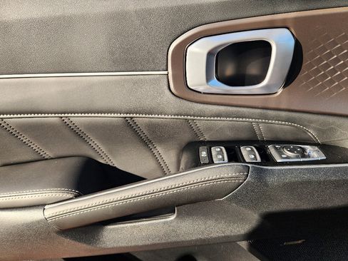 New 2026 Kia Sorento SX image 17