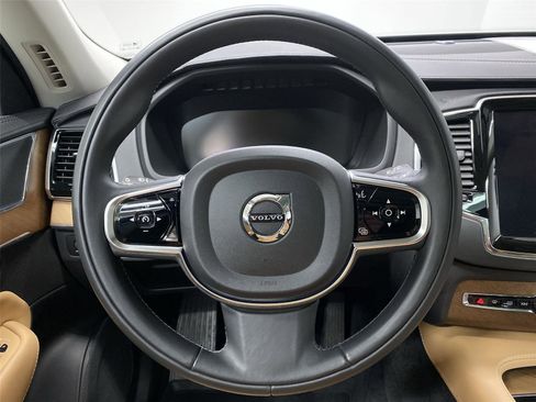 Used 2016 Volvo XC90 T8 Inscription w/ Protection Package image 15