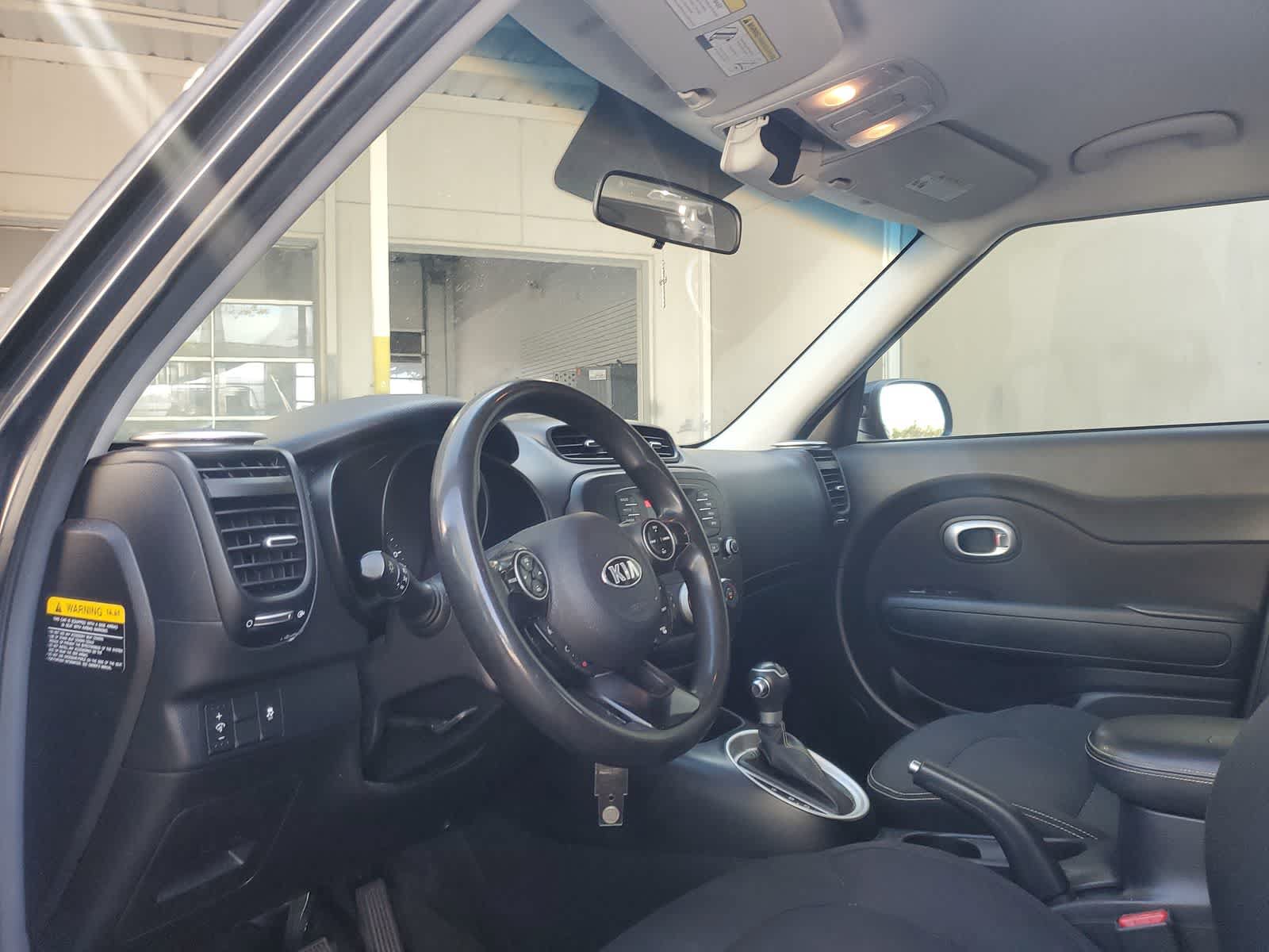 Used 2015 Kia Soul + FWD image 2