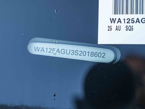 Used 2025 Audi SQ5 Premium Plus image 31