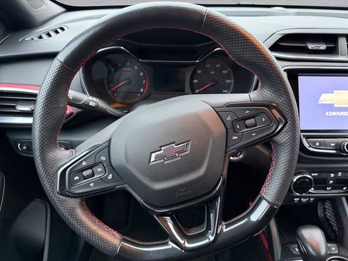 Used 2023 Chevrolet TrailBlazer RS w/ Convenience Package image 14