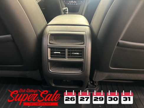 Used 2020 Cadillac XT5 Premium Luxury image 18