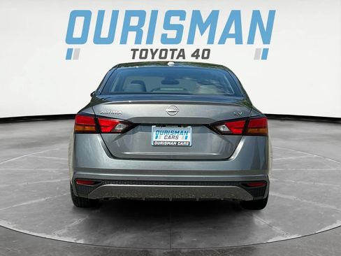 Used 2024 Nissan Altima 2.5 SV FWD image 6