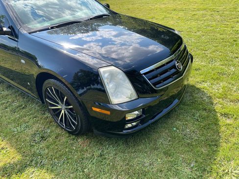 Used 2006 Cadillac STS V8 w/ Preferred Equipment Group RWD image 7