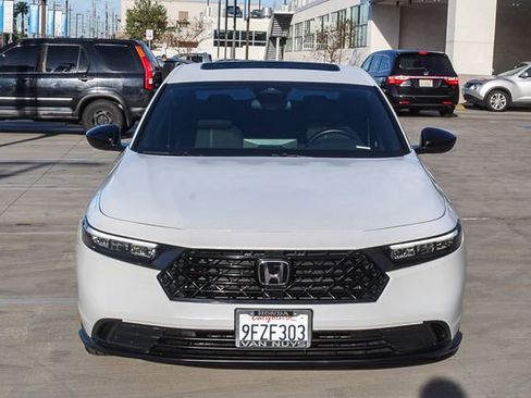 Used 2023 Honda Accord Sport image 2