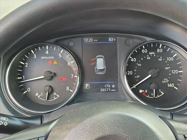 Used 2020 Nissan Rogue S FWD image 15