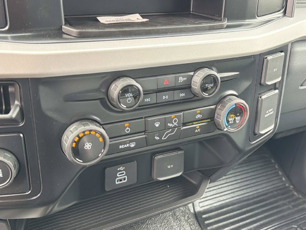 New 2026 Ford F550 2WD Crew Cab image 27