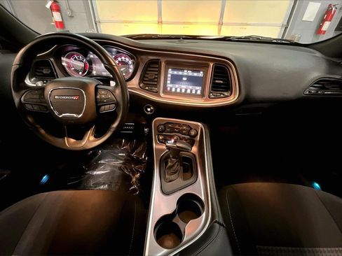 Used 2021 Dodge Challenger R/T image 15