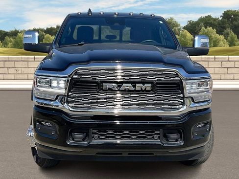 Used 2024 RAM 3500 Limited image 3