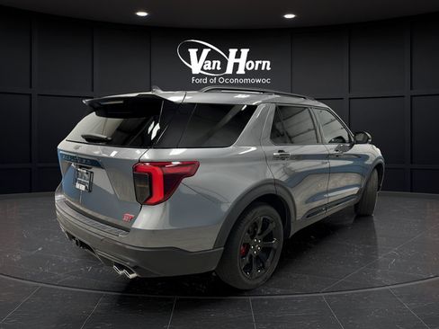 Used 2024 Ford Explorer ST w/ Equipment Group 401A AWD/4WD image 7