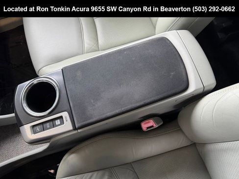 Used 2012 Toyota Prius V Three FWD image 25