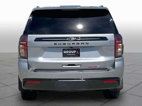 Used 2024 Chevrolet Suburban RST RWD image 5