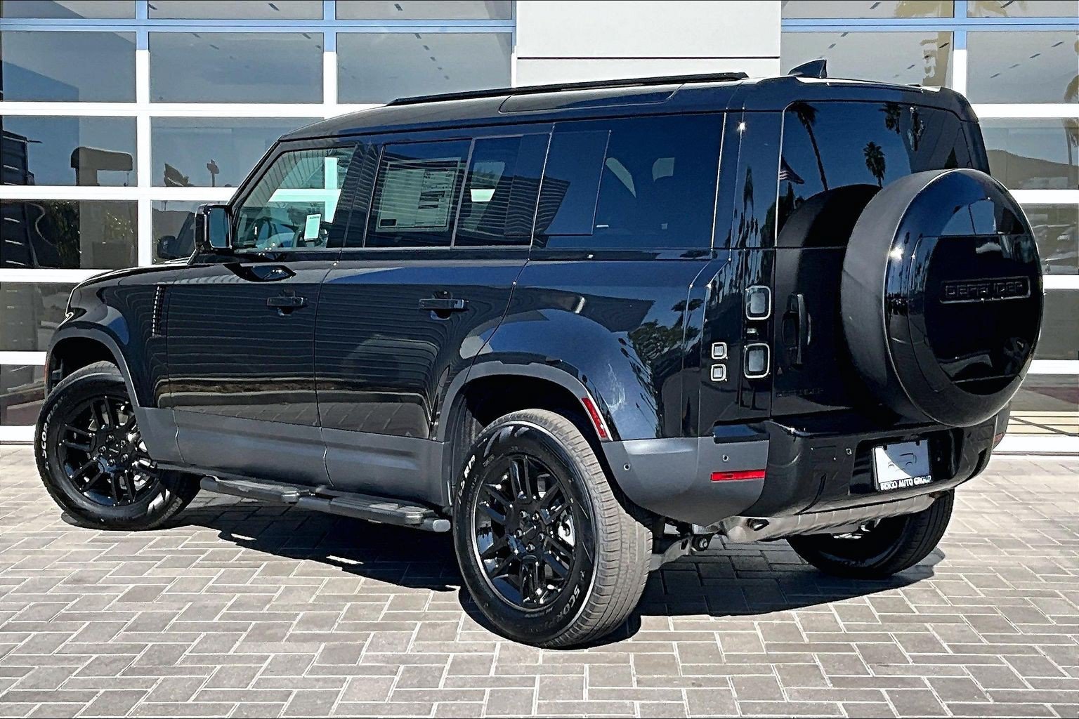 New 2026 Land Rover Defender 110 S AWD/4WD image 3