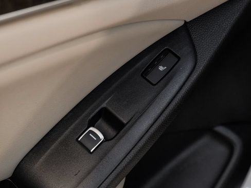 Used 2018 Honda Accord Touring image 58