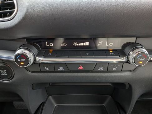 Certified 2023 MAZDA CX-30 AWD 2.5 S w/ Preferred Package image 22