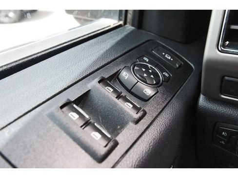 Used 2022 Ford F350 Platinum w/ FX4 Off-Road Package AWD/4WD image 20
