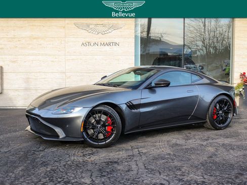 Used 2021 Aston Martin V8 Vantage Coupe RWD image 1