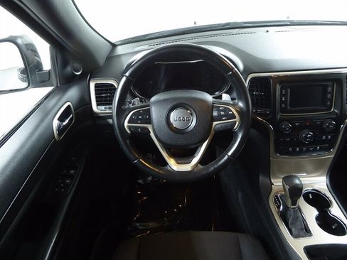 Used 2016 Jeep Grand Cherokee Laredo w/ Quick Order Package 23E image 10