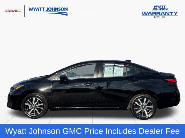Used 2025 Nissan Versa SV FWD image 2