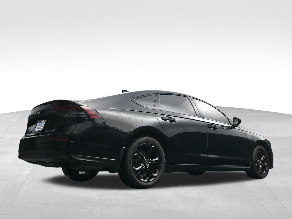 Used 2025 Honda Accord SE image 45