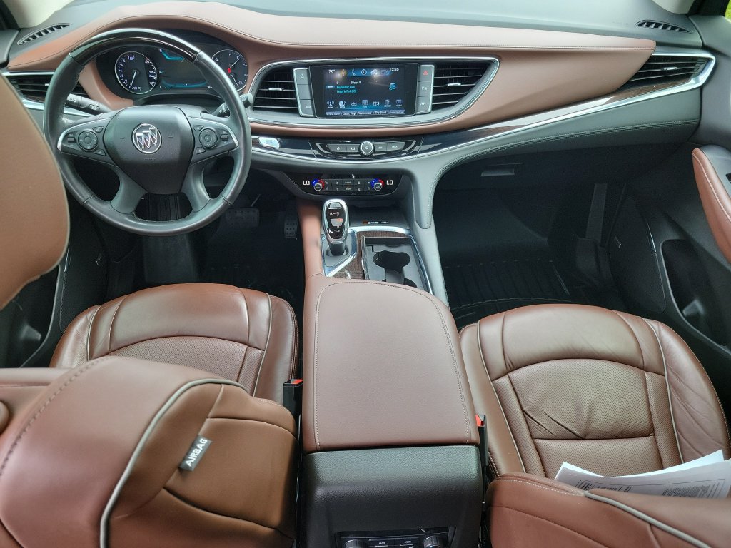 Used 2018 Buick Enclave Avenir w/ Avenir Technology Package FWD image 19